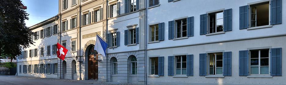 Eingang des Obergerichts.