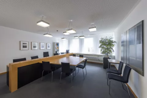 Sicht auf den kleinen Gerichtssaal vom BG Dielsdorf